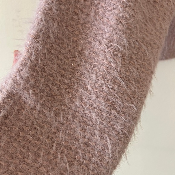 Zara Lilac Fuzzy Metallic Shimmer Cropped Sweater Jumper bell Sleeve Large - Picture 8 of 9